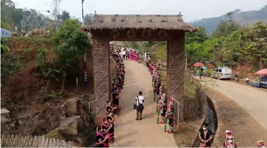 中旅揮灑旅游扶貧筆墨，畫出孟連魅力新顏